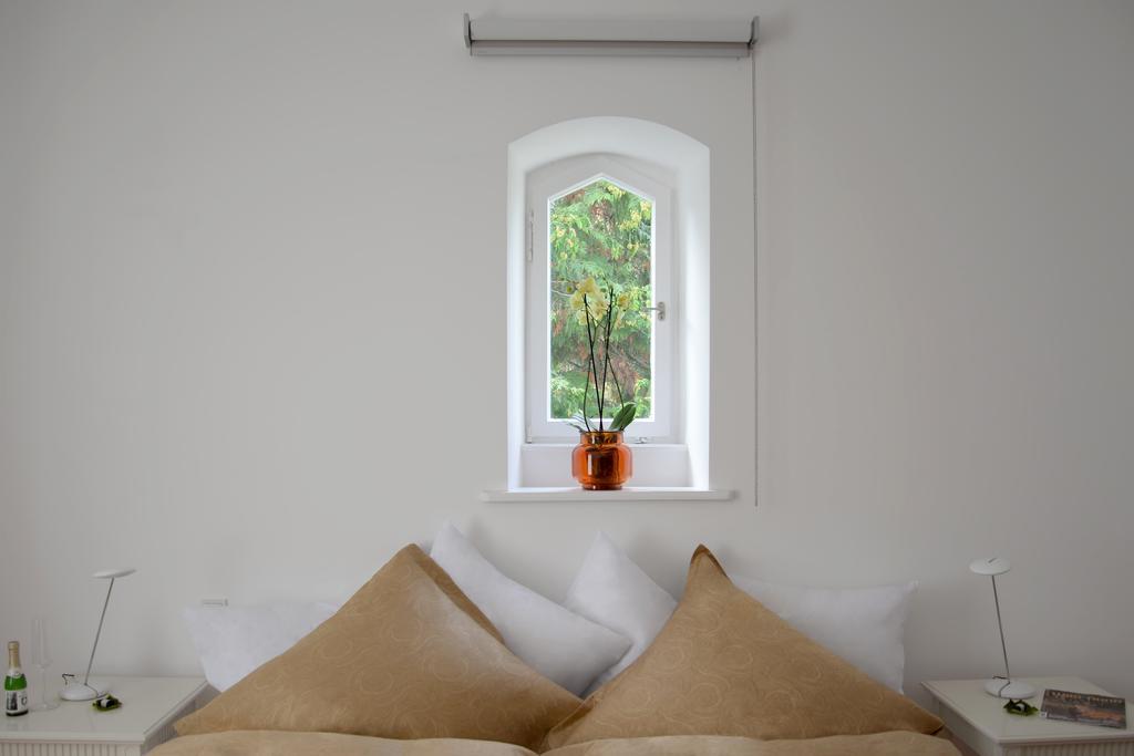 Alte Apotheke Bed & Breakfast คาร์ลสบาด ห้อง รูปภาพ